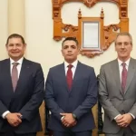 Vehículo impacta a patrulla en Atlixcáyotl y realiza disparos