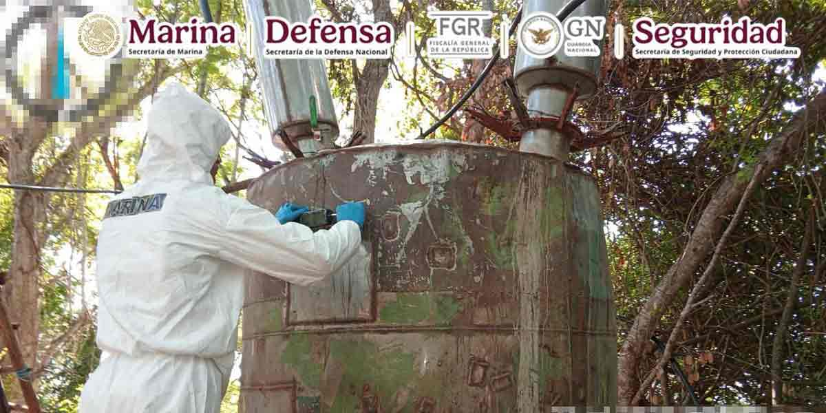 NEUTRALIZAN DOS LABORATORIOS EN SINALOA Y EVITAN LA DISTRIBUCIÓN DE CASI 5 TONELADAS DE METANFETAMINA