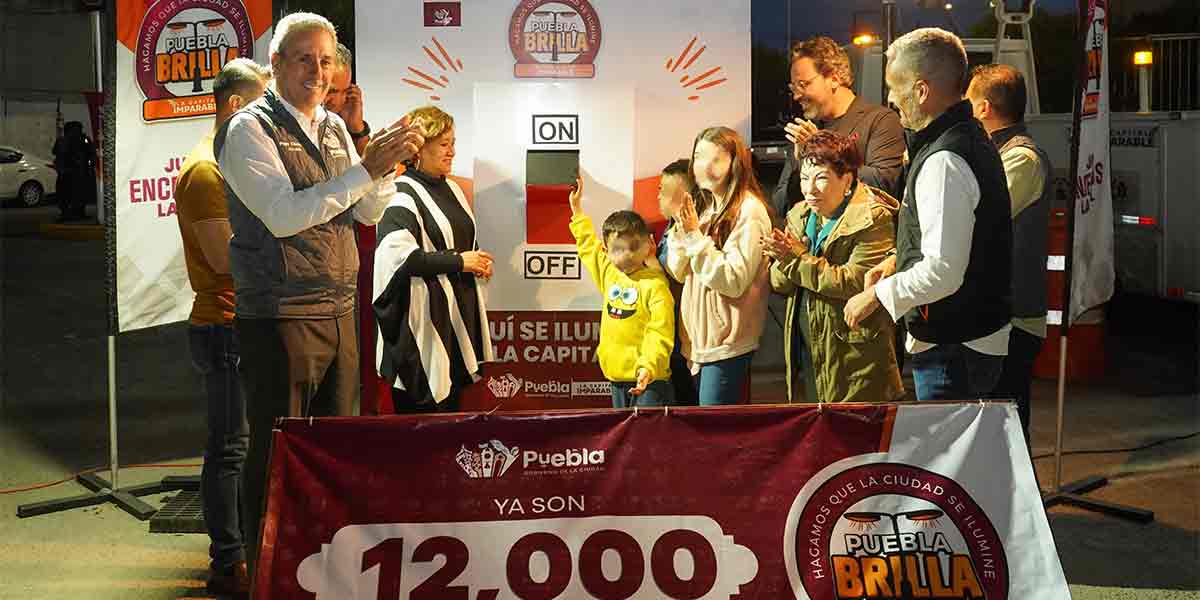 En San Isidro Castillotla, Puebla Brilla llega a 12 mil luminarias modernizadas en menos de un año