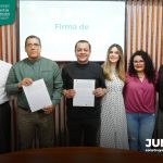 Gobierno de Texmelucan entrega 10 captadores de agua pluvial a escuelas públicas