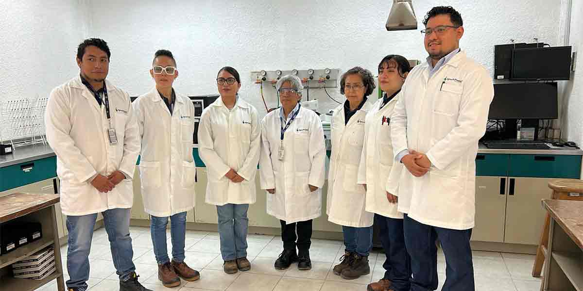 Agua de Puebla celebra 10 años de acreditación del Laboratorio de Calidad del Agua ante la ema