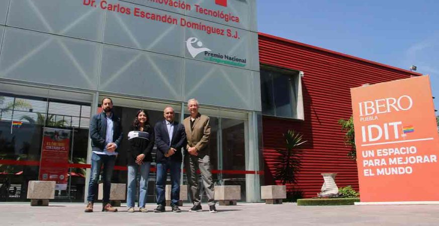 Gobierno estatal e Ibero Puebla colaboran en el desarrollo de empresas sociales seguras.