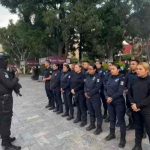 Héroes del mantenimiento urbano en Amozoc: Bachean, Podan, limpian y pintan calles
