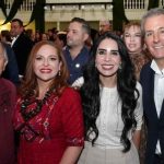 El dedo que truena y la lengua que apedrea