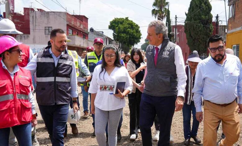 Supervisa Pepe Chedraui rehabilitación vial en la colonia Aquiles Serdán