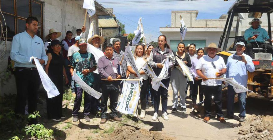 Dan banderazo a obras comunitarias en Amozoc