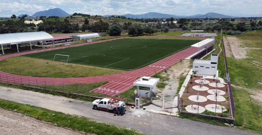¡La Unidad Deportiva de Amozoc contará con alumbrado público!