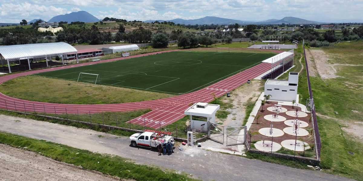 ¡La Unidad Deportiva de Amozoc contará con alumbrado público!