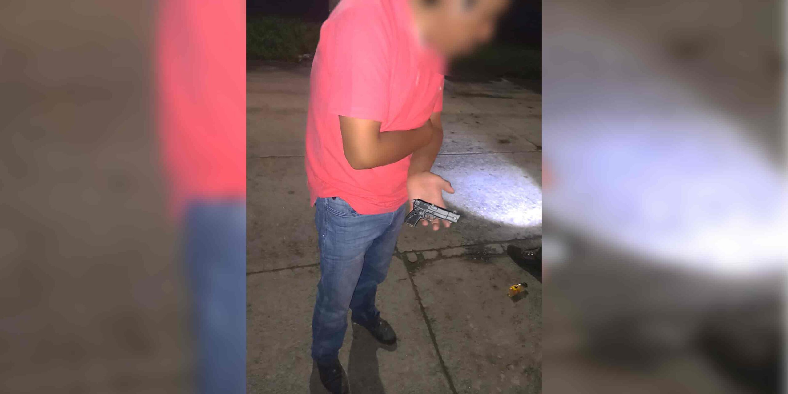 POLICÍA DE TEXMELUCAN DETIENE A 2 SUJETOS EN POSESIÓN DE UNIDADES CON REPORTE DE ROBO