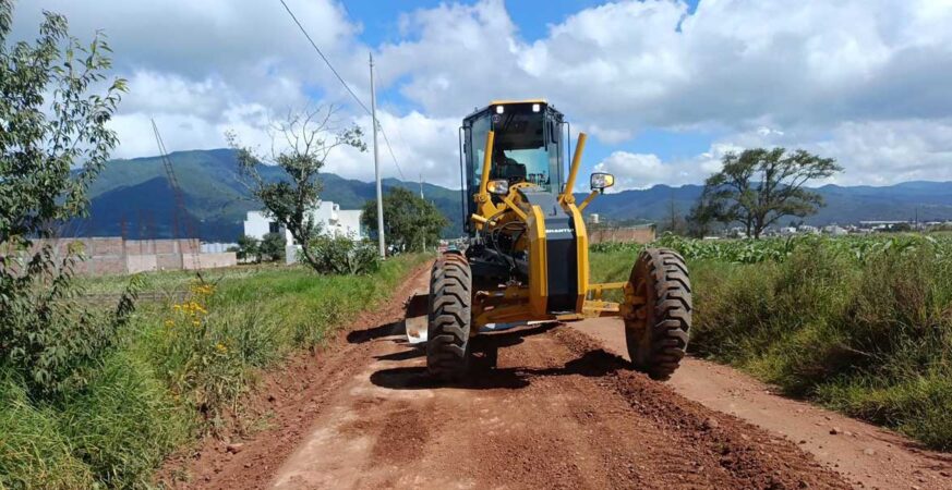 Con Módulos de Maquinaria Gobierno Estatal fortalece la conectividad en 9 municipios