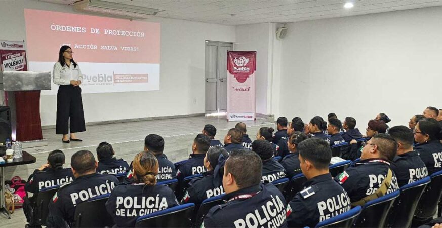 Gobierno de la Ciudad capacita a policías en aplicación de órdenes de protección a niñas, adolescentes y mujeres