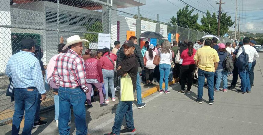 AESTROS DE LA REGIÓN DE IZÚCAR SE NIEGAN AL CAMBIO A TEPEXI; PIDEN INTERVENCIÓN URGENTE DE LA SEP Y EL CONGRESO