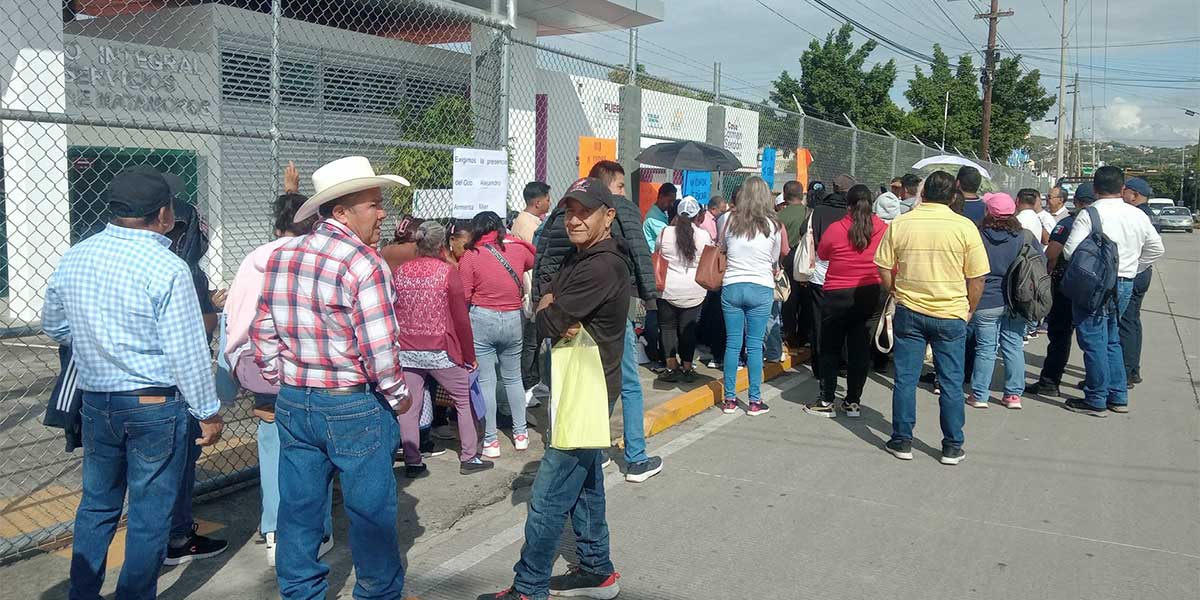 AESTROS DE LA REGIÓN DE IZÚCAR SE NIEGAN AL CAMBIO A TEPEXI; PIDEN INTERVENCIÓN URGENTE DE LA SEP Y EL CONGRESO