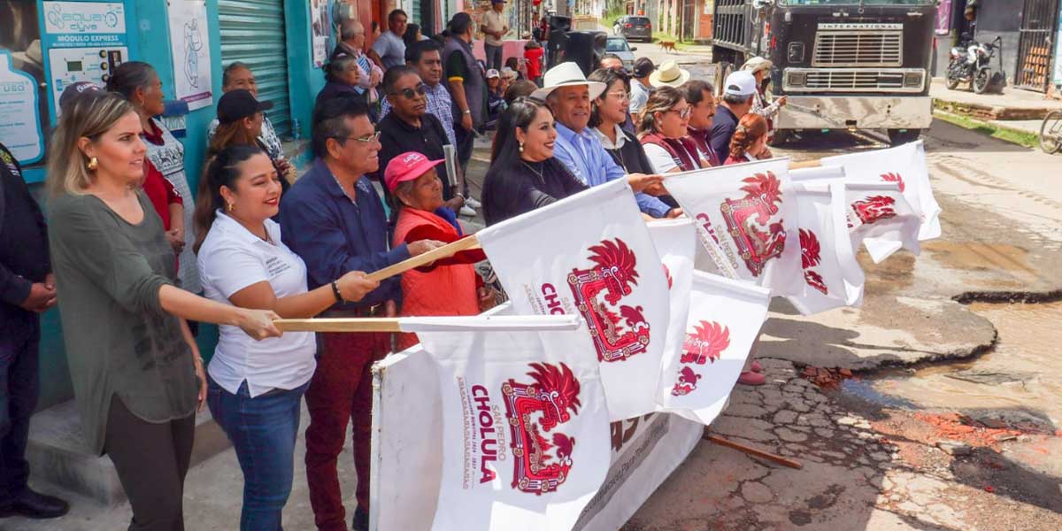 Arranca Tonantzin Fernández la rehabilitación de la calle Revolución en Santa Bárbara Almoloya