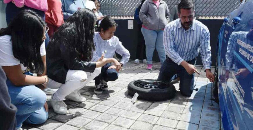 Gobierno de San Pedro Cholula realiza cursos de manejo para mujeres