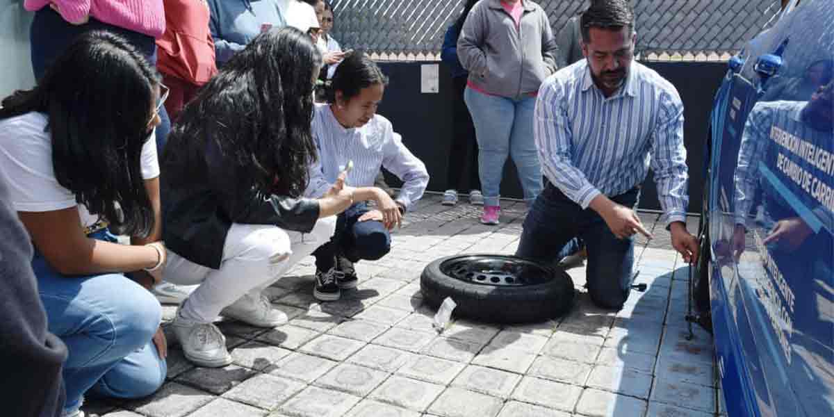 Gobierno de San Pedro Cholula realiza cursos de manejo para mujeres
