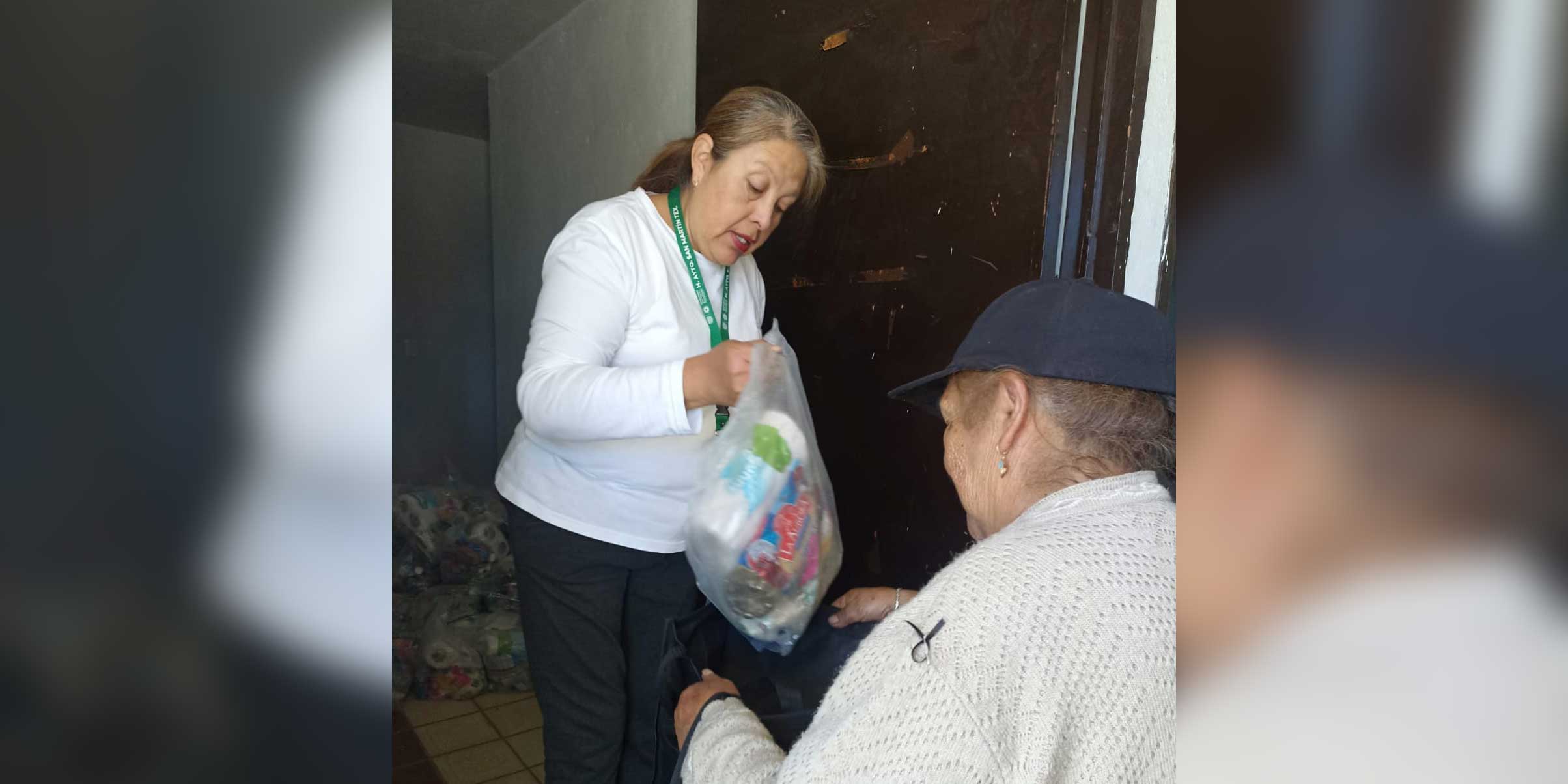 ENTREGA GOBIERNO DE TEXMELUCAN 6000 DESPENSAS A PERSONAS EN SITUACIÓN DE VULNERABILIDAD