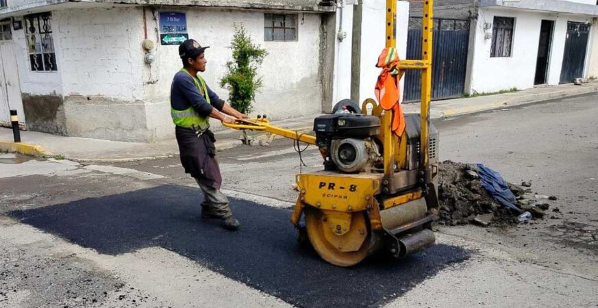 Campaña Capitalina Bacheando Puebla: mejoramiento permanente a vialidades