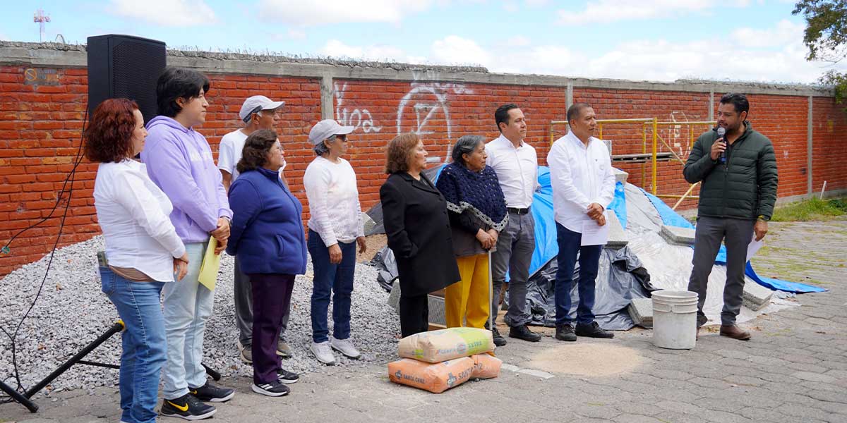 EL GOBIERNO MUNICIPAL DE TEXMELUCAN INICIA OBRA COMUNITARIA EN UNIDAD HABITACIONAL GÓNDOLA