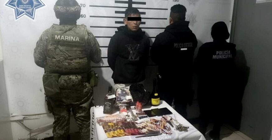 DETIENE SECRETARÍA DE SEGURIDAD PÚBLICA Y TRÁNSITO DE TEXMELUCAN A MASCULINO POR PRESUNTO ROBO A TIENDA DE AUTOSERVICIO