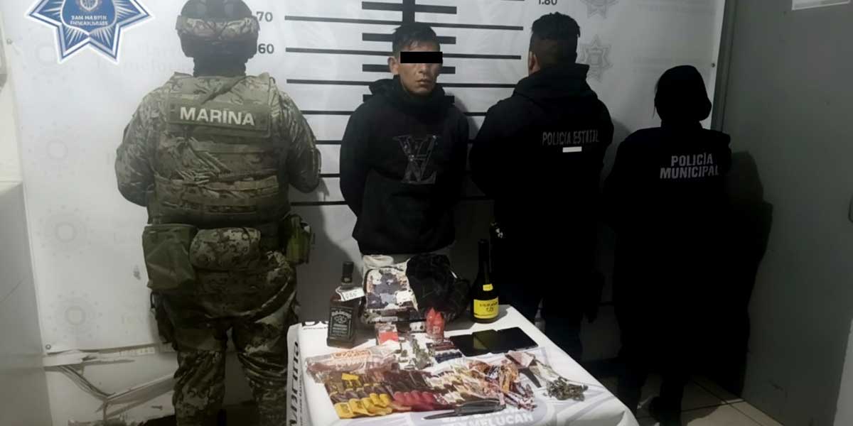 DETIENE SECRETARÍA DE SEGURIDAD PÚBLICA Y TRÁNSITO DE TEXMELUCAN A MASCULINO POR PRESUNTO ROBO A TIENDA DE AUTOSERVICIO