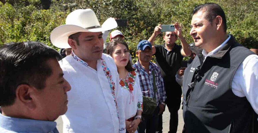 Tras años de olvido, se conectan Sierra Norte y Nororiental con rehabilitación carretera y desarrollo incluyente