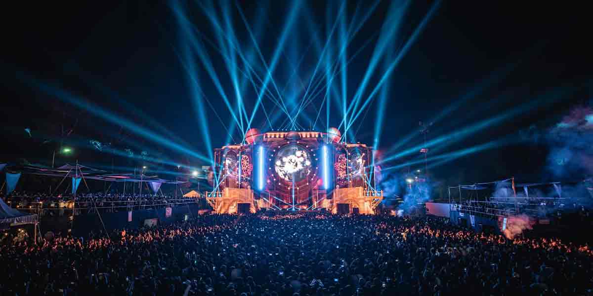 Más de 40 mil asistentes en primer día de Dreamfields