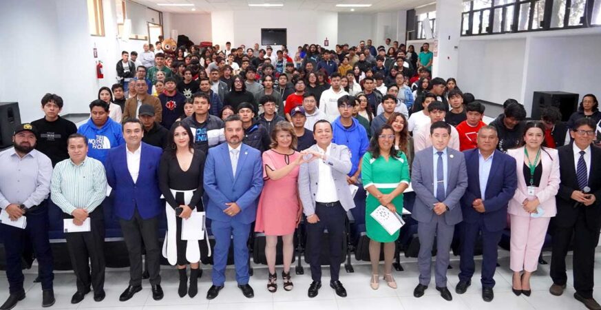 GOBIERNO DE TEXMELUCAN, UTH Y CANACO INAUGURAN FERIA DE ESTADÍA, FORMACIÓN DUAL Y EMPLEO 2025