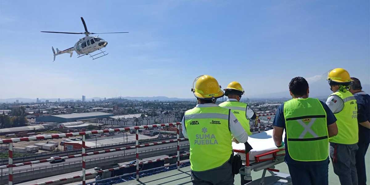 Atención inmediata permite traslado aéreo de joven con quemaduras desde Acatlán de Osorio