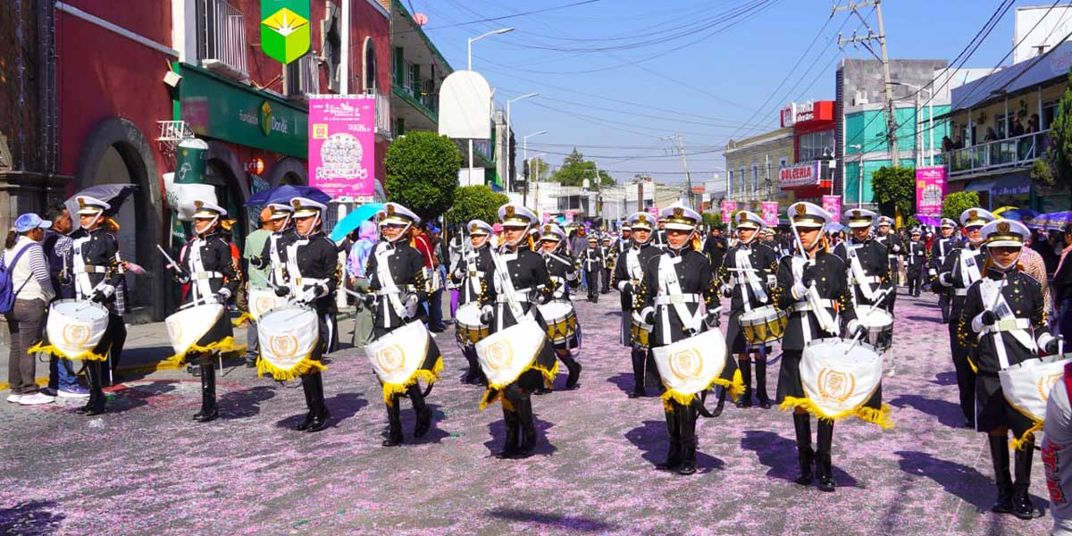 EN TEXMELUCAN PARTICIPARON 12 MIL PERSONAS EN EL DESFILE CONMEMORATIVO AL CXV ANIVERSARIO DE LA REVOLUCIÓN MEXICANA