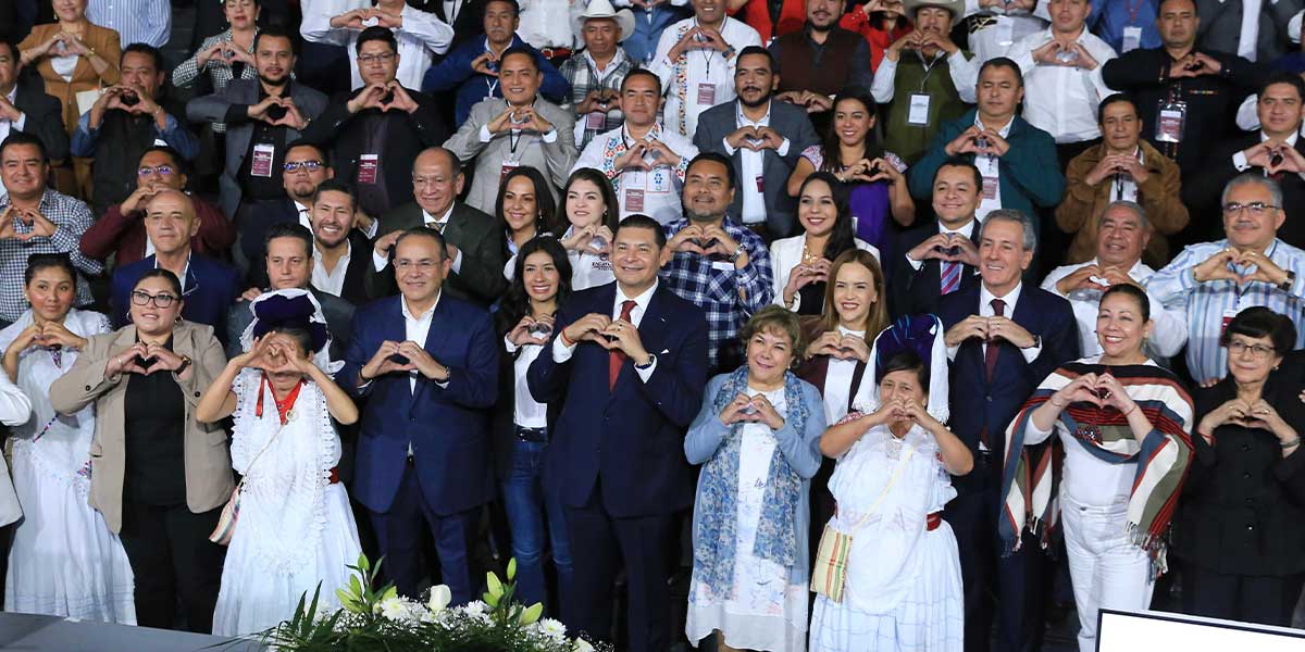 Puebla marca precedente en la reconstrucción del tejido social.