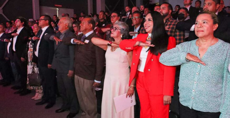 Rinde Lupita Fernández su primer informe de labores al frente del DIF Municipal de San Pedro Cholula