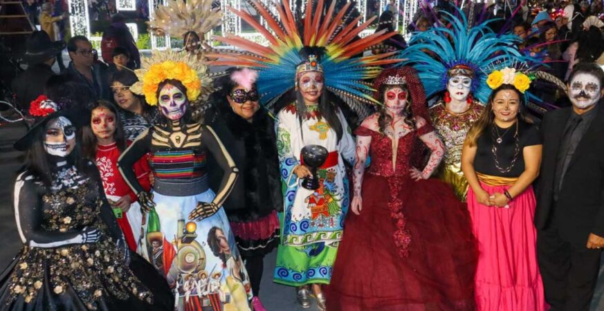 Con éxito total, se llevó a cabo el Desfile de Catrinas en San Pedro Cholula