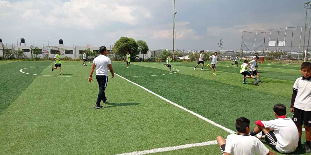 IJMP imparte pláticas de prevención a más de 400 estudiantes