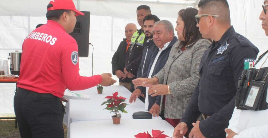 Entrega de Constancias, Méritos y Estímulos económicos a elementos de la Secretaría de Seguridad Ciudadana de Amozoc