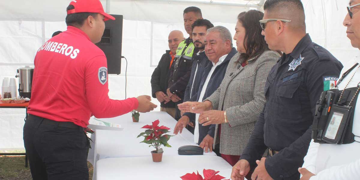 Entrega de Constancias, Méritos y Estímulos económicos a elementos de la Secretaría de Seguridad Ciudadana de Amozoc