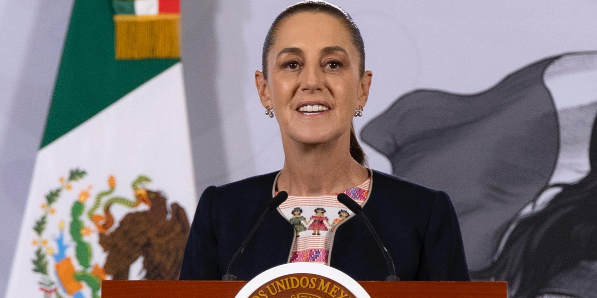 PRESIDENTA CLAUDIA SHEINBAUM ENCABEZA ENTREGA DE ESCRITURAS A 354 FAMILIAS REUBICADAS DEL CHIQUIHUITE