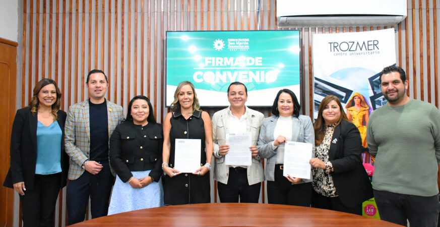 SIGNARON CONVENIO DE COLABORACIÓN GOBIERNO DE TEXMELUCAN Y TROZMER CENTRO UNIVERSITARIO