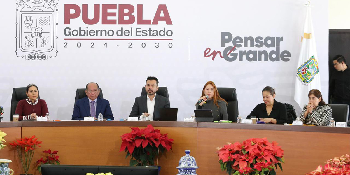 GOBIERNO DE PUEBLA LLEVA FELICIDAD Y ESPERANZA A FAMILIAS POBLANAS CON FORO NAVIDEÑO 360