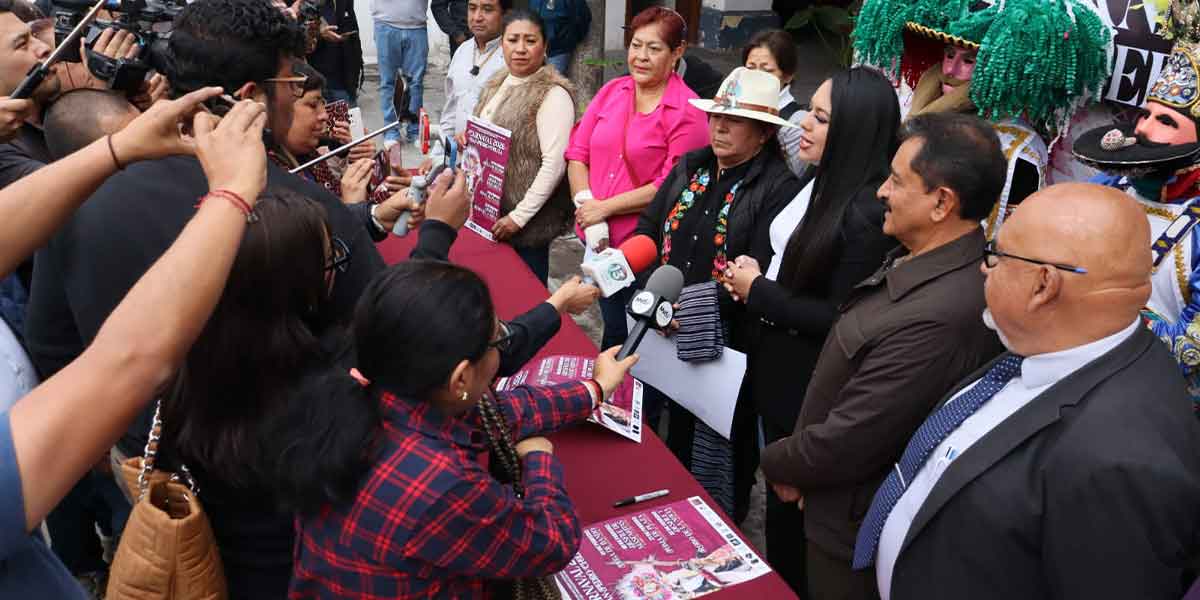PRESIDENTA CLAUDIA SHEINBAUM ENCABEZA ENTREGA DE TARJETAS DEL PROGRAMA PENSIÓN MUJERES BIENESTAR EN ACATZINGO, PUEBLA
