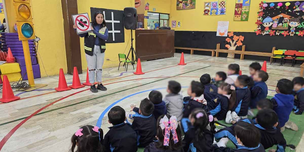 ENTREGA SISTEMA MUNICIPAL DIF MILES DE JUGUETES A NIÑAS Y NIÑOS TEXMELUQUENSES