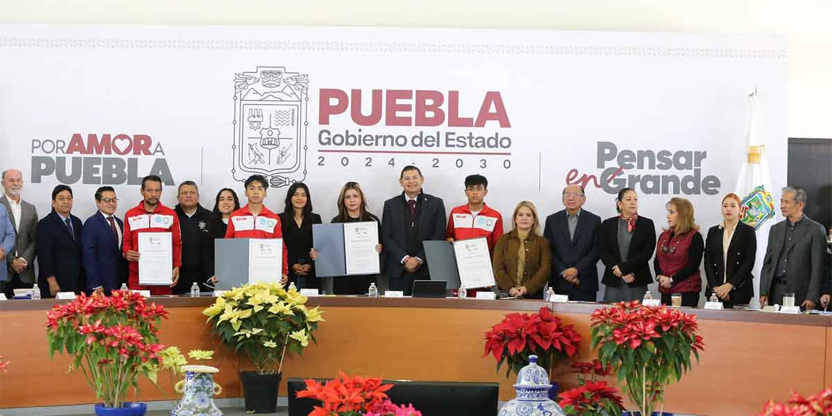 Gobierno de Amozoc refuerza Infraestructura, alumbrado público y mejora de espacios comunitarios.