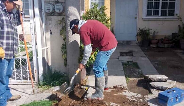 Atiende SOSAPACH reporte ciudadano y repara alcantarilla en Santiago Mixquitla