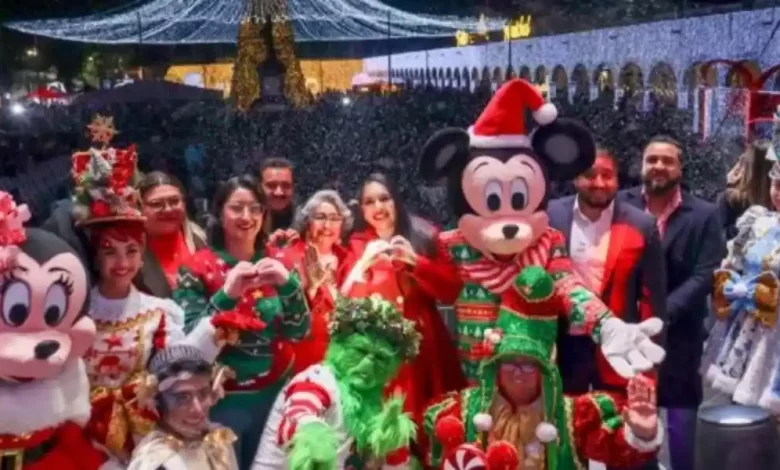 Tonantzin Fernández enciende la Navidad en San Pedro Cholula