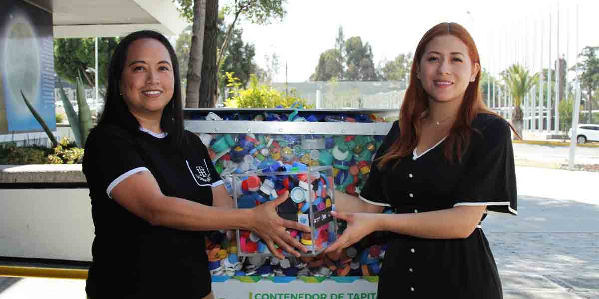 Convenciones y Parques entrega 150 mil tapitas a AMANC Puebla