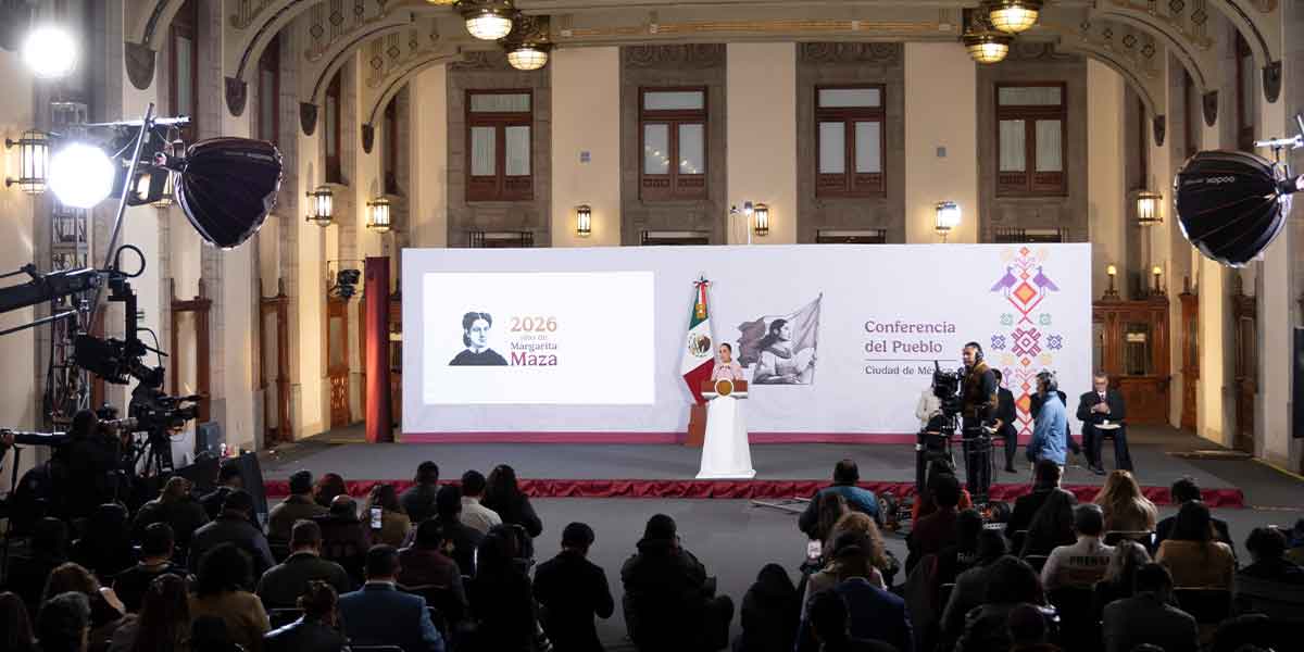 DIF San Pedro Cholula reconoce labor de trabajadores municipales