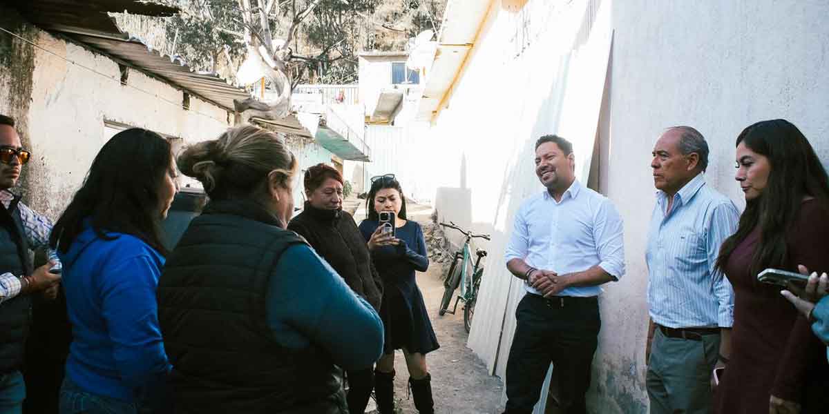 Entrega Severiano de la Rosa obras en beneficio de Amozoc