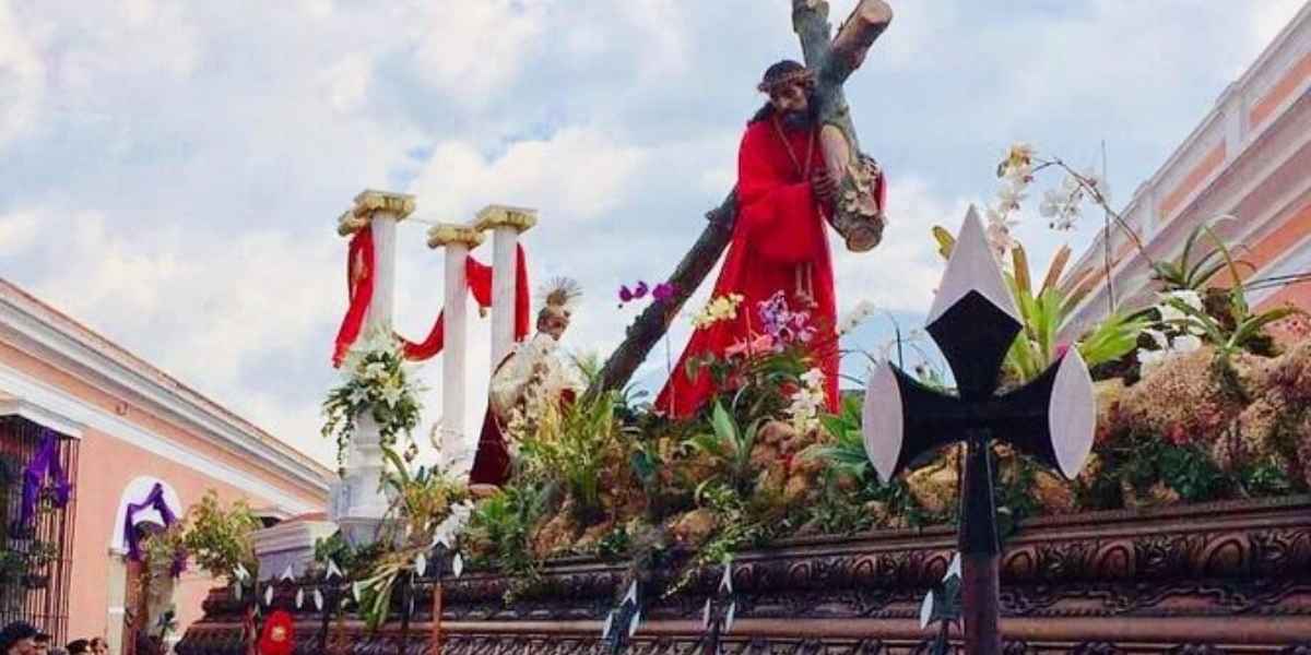 XXXIV Procesión de Viernes Santo en Puebla