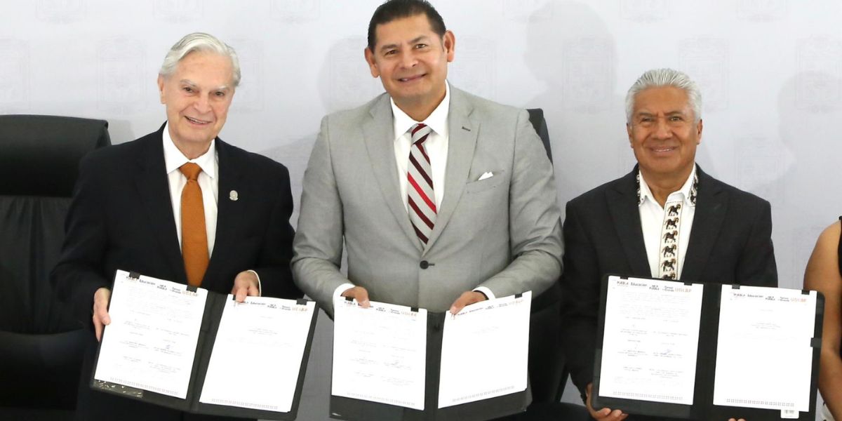 Convenio SEP-UDLAP impulsa profesionalización de trabajadores de la educación