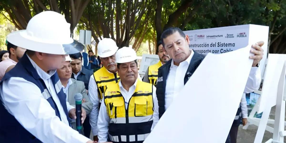 El Cablebús toma forma: Armenta supervisa avances del nuevo sistema de movilidad en Puebla